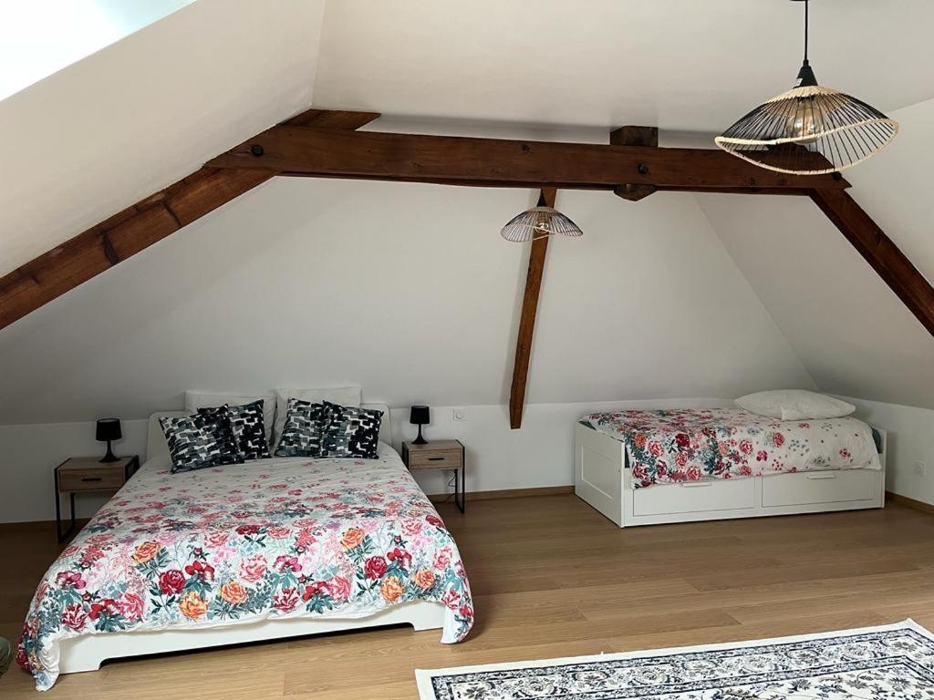 La Maison Des Amis En Normandie Pontfarcy Eksteriør bilde